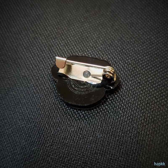 Pug - hopkkDOG 41 pin / brooch 2