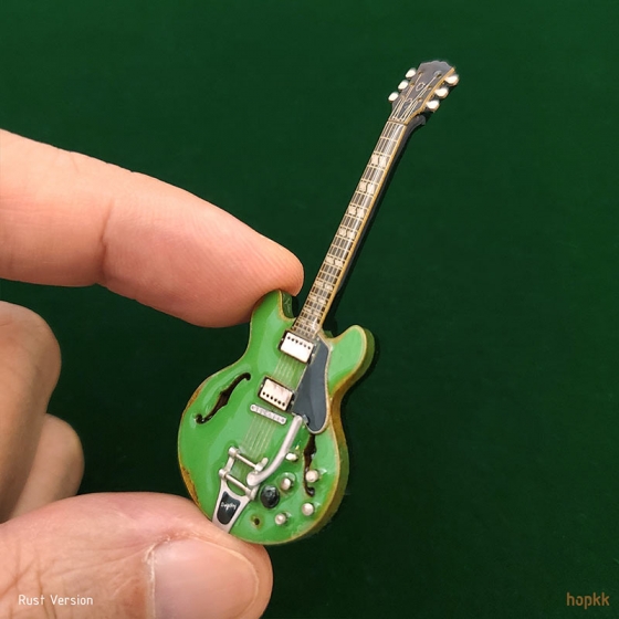 Miss you, Jack - rust version miniature guitar lapel pin - #01 3