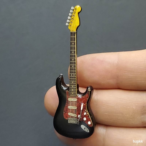 Miniature black color with rosewood pattern guitar lapel pin - Strat #0005 2