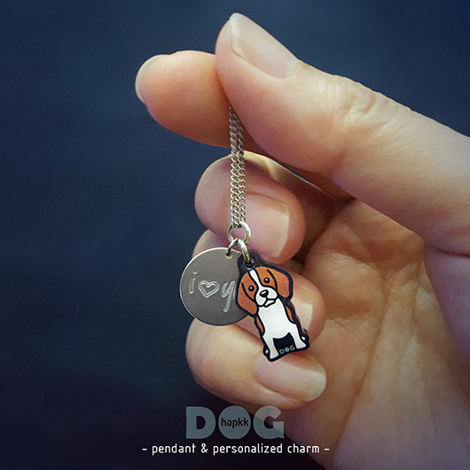 Beagle - hopkkDOG 4 pendant with personalized charm 2